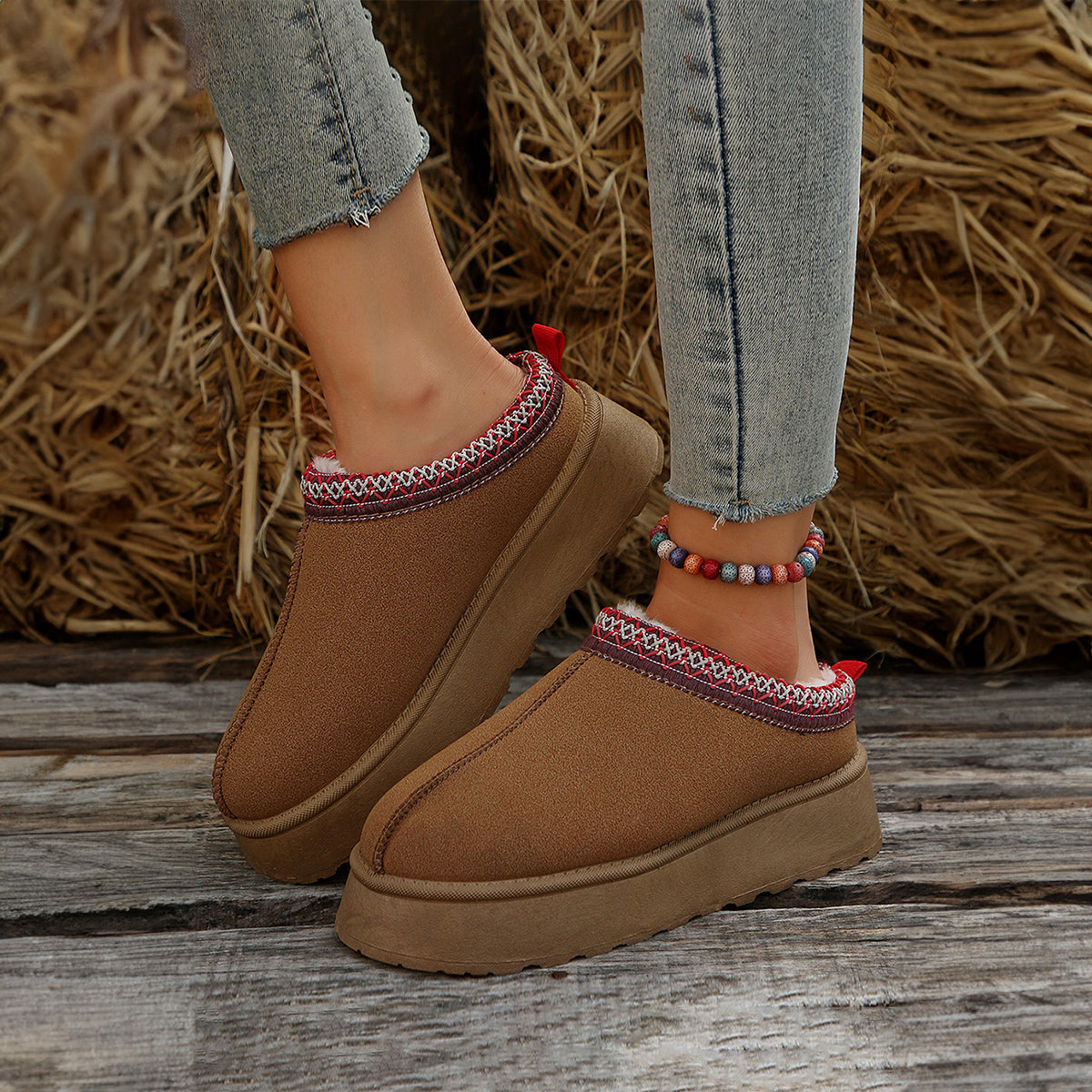 Call of the Wild Plush Lined Slippers