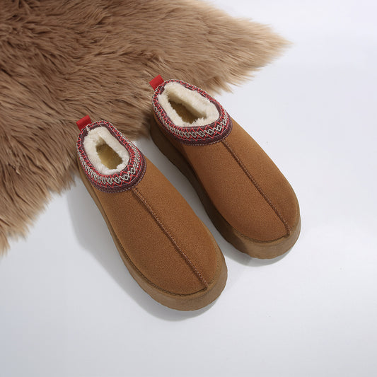 Call of the Wild Plush Lined Slippers