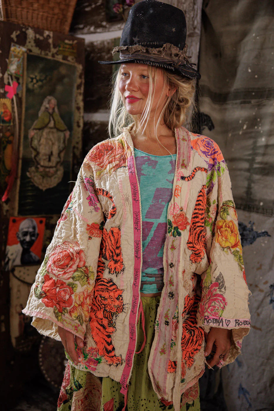 Magnolia Pearl Birch Daigo Kimono Bronze