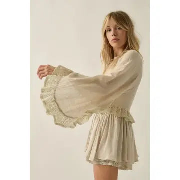 Cotton Gauze and Crochet Lace Ruffle Bell-Sleeve Cropped Top