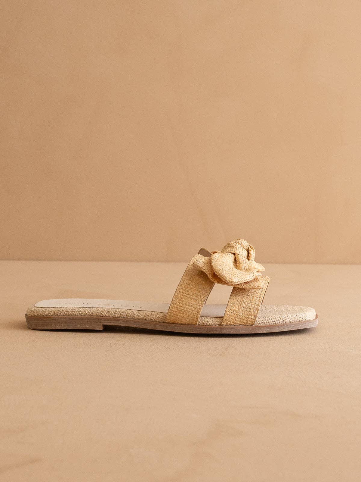 The Ginny Natural Textured Bow Slide