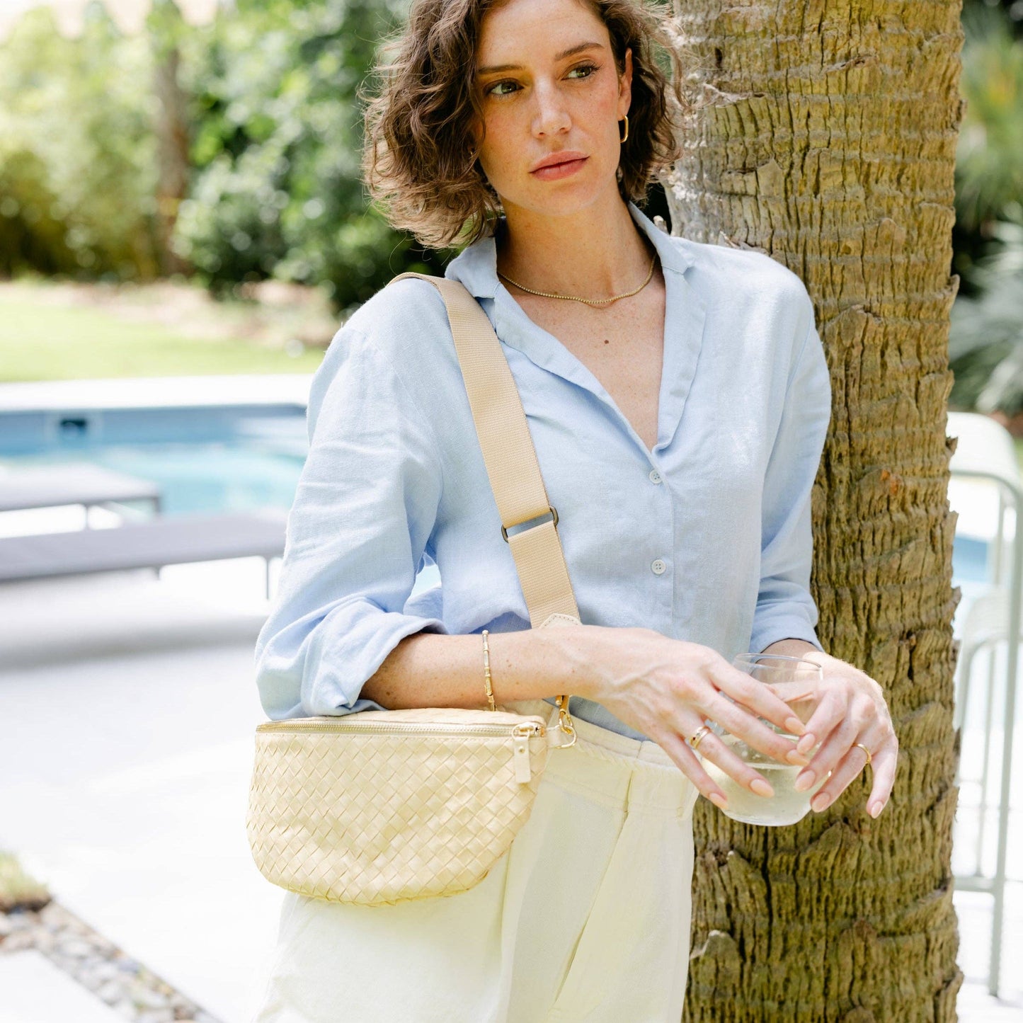 Sling Body Bag: Woven