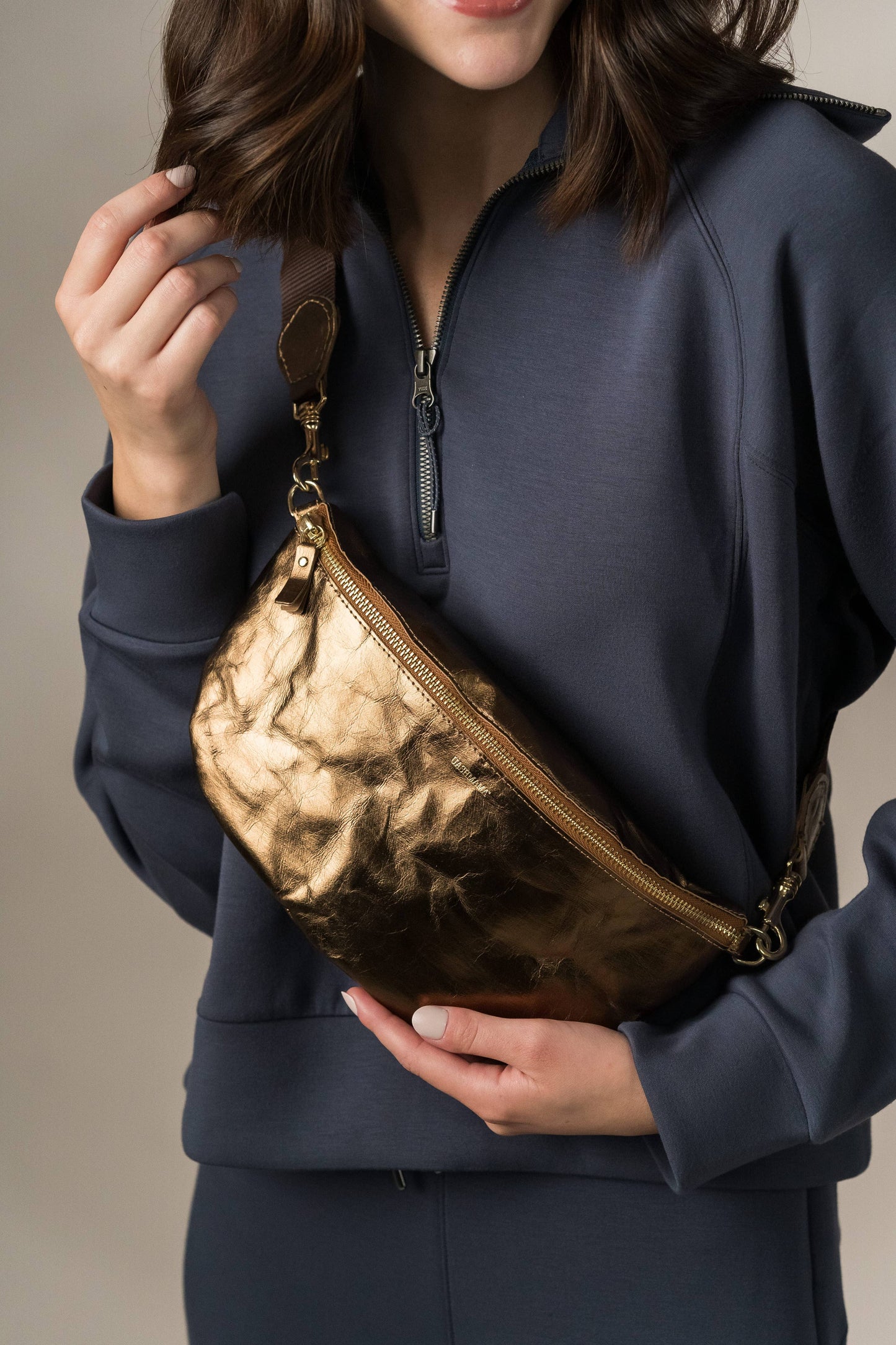 SLING BODY BAG: Mordore