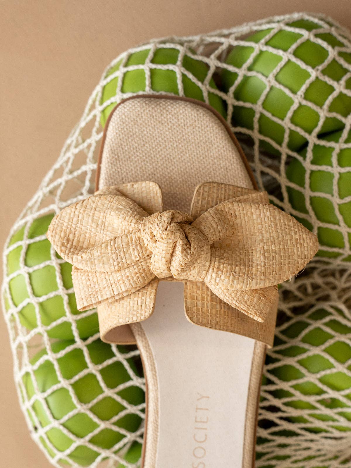 The Ginny Natural Textured Bow Slide