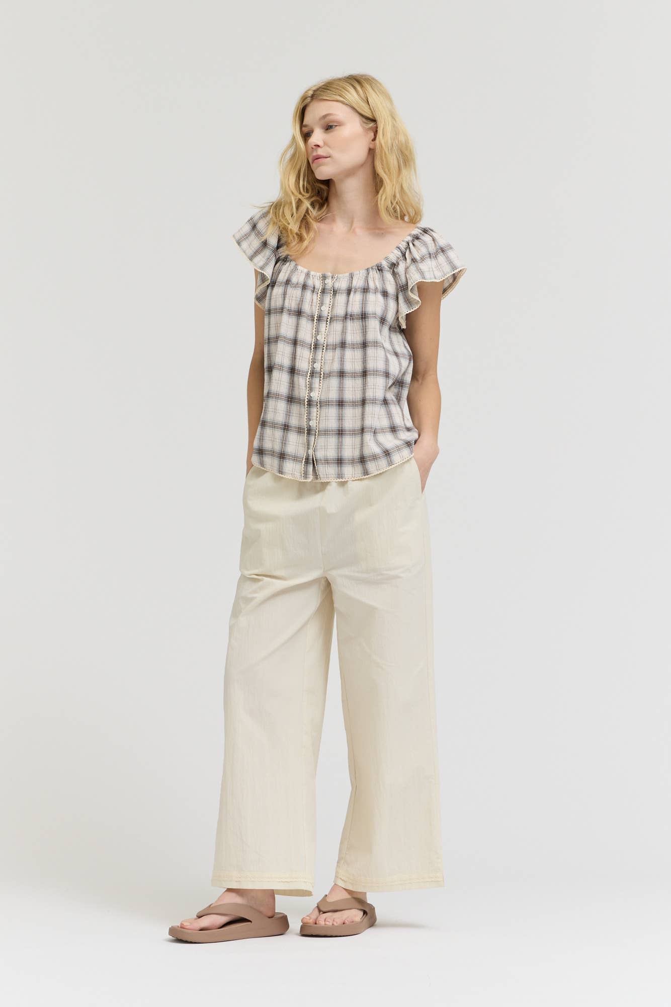 PLAID EYELET BLOUSE
