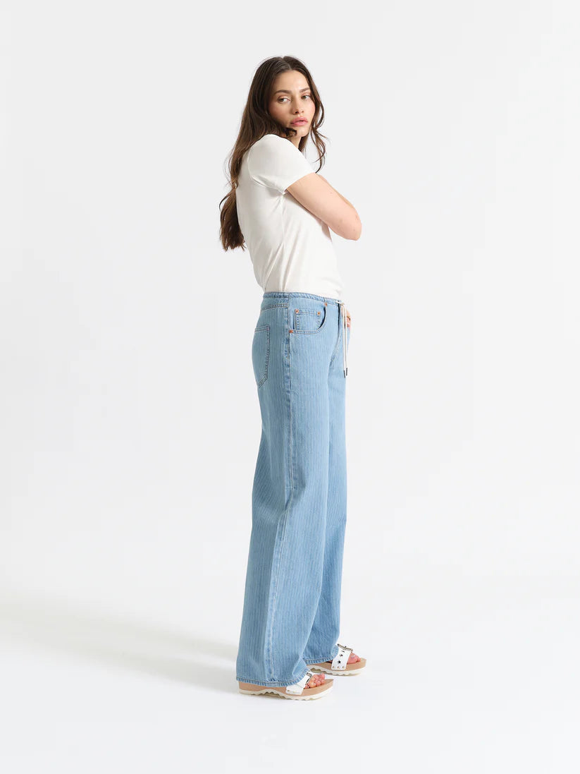 Daze Denim Madison Mid Rise Wide Leg