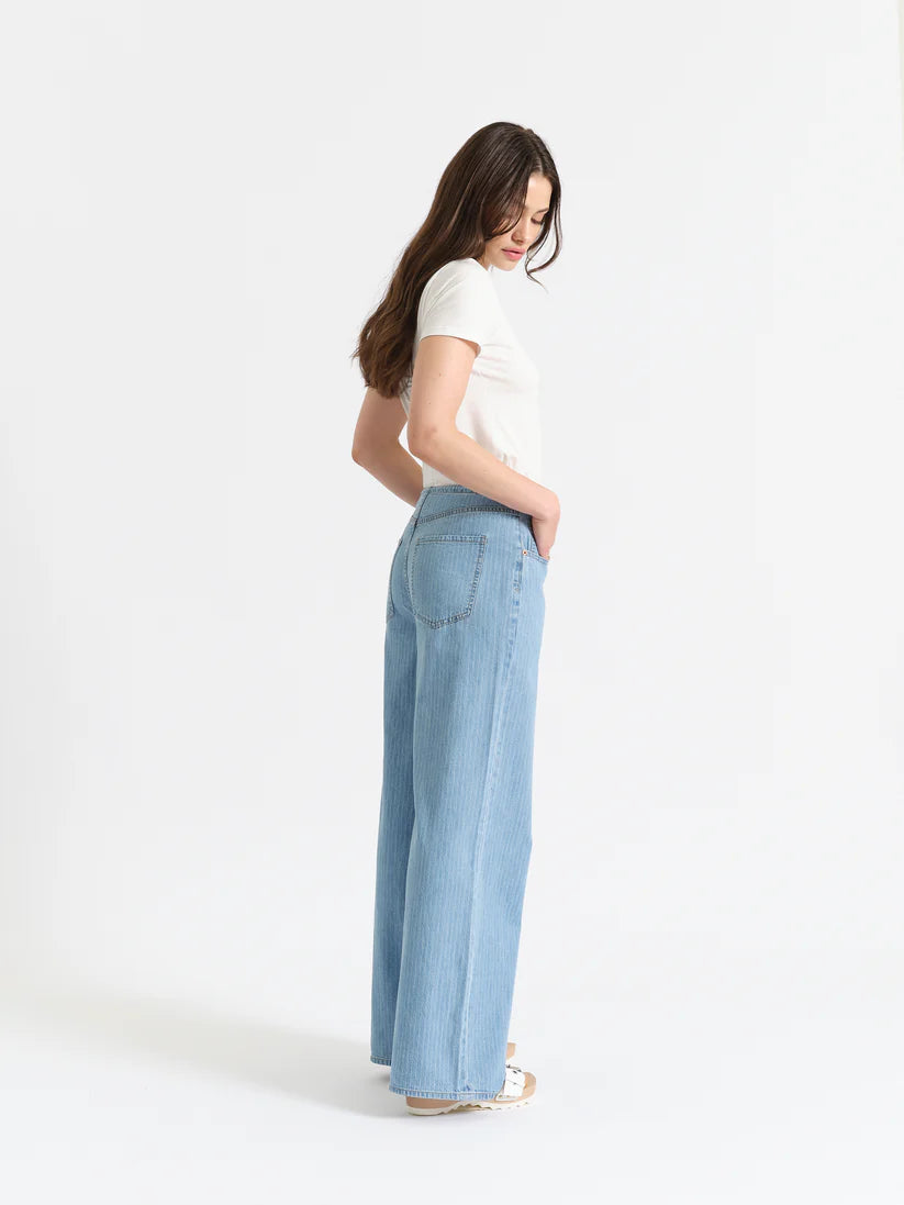 Daze Denim Madison Mid Rise Wide Leg
