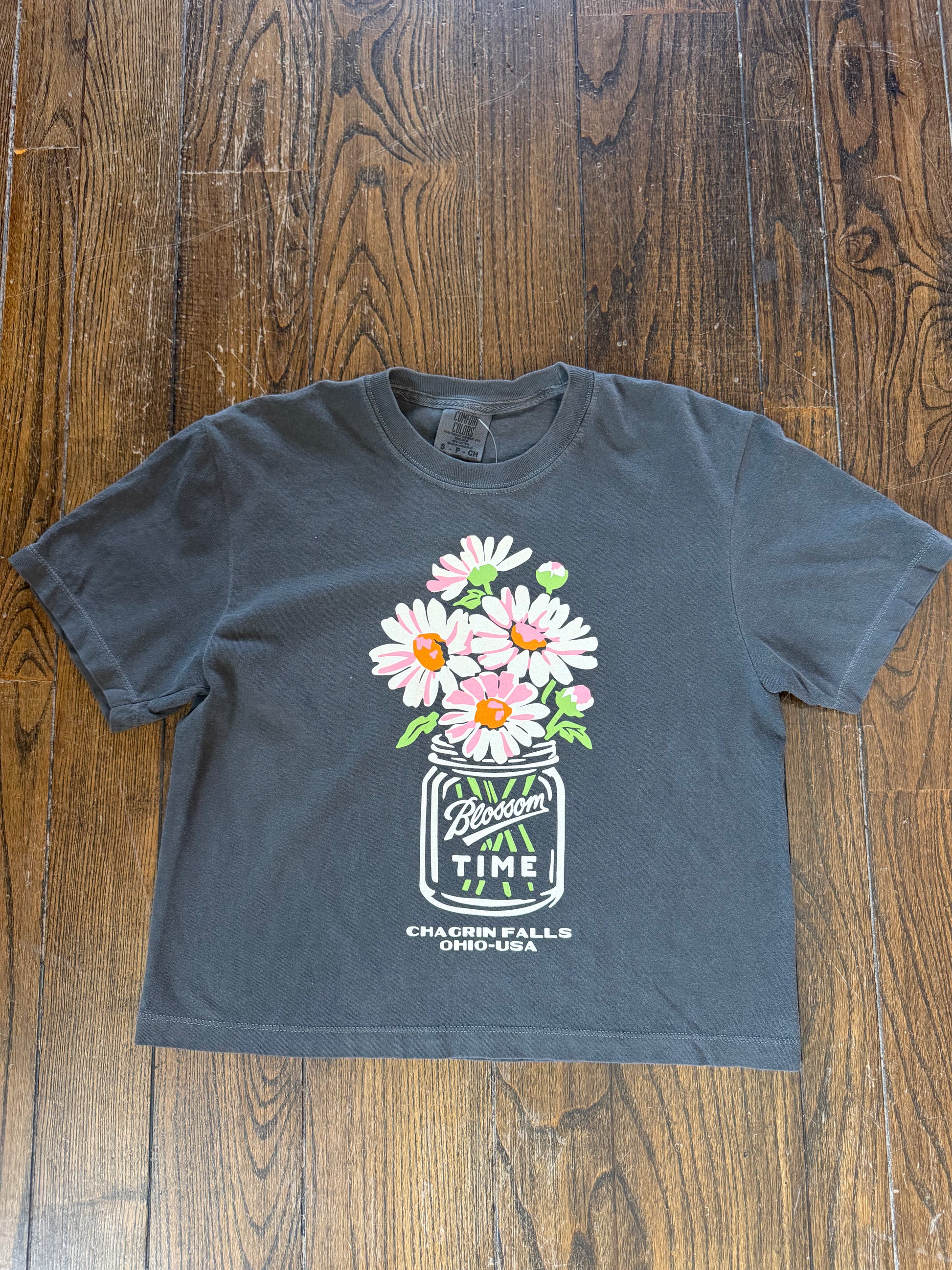 Wilders Blossom Flower Jar Boxy Tee – WILDERS
