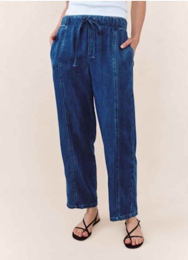 Bella Dahl Seamed Soft Barrel Pant with Elastic Back