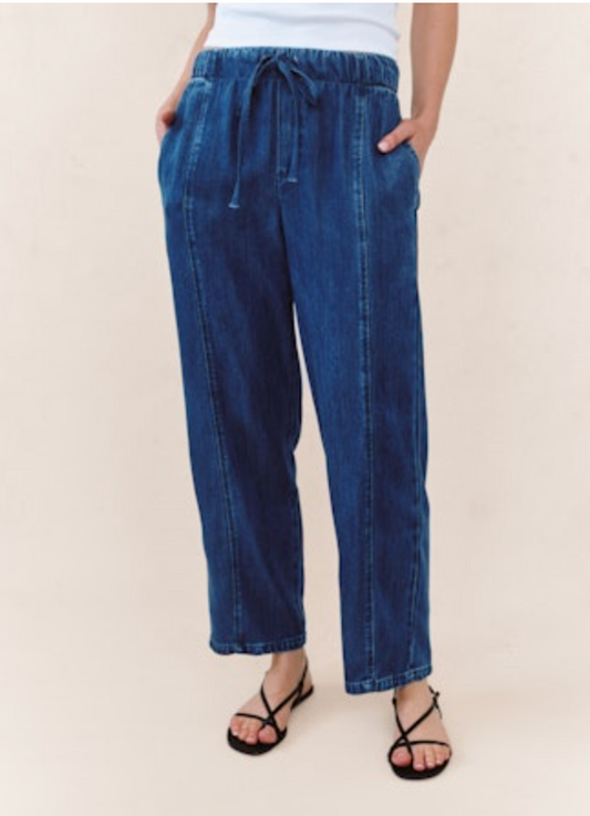 Bella Dahl Seamed Soft Barrel Pant with Elastic Back