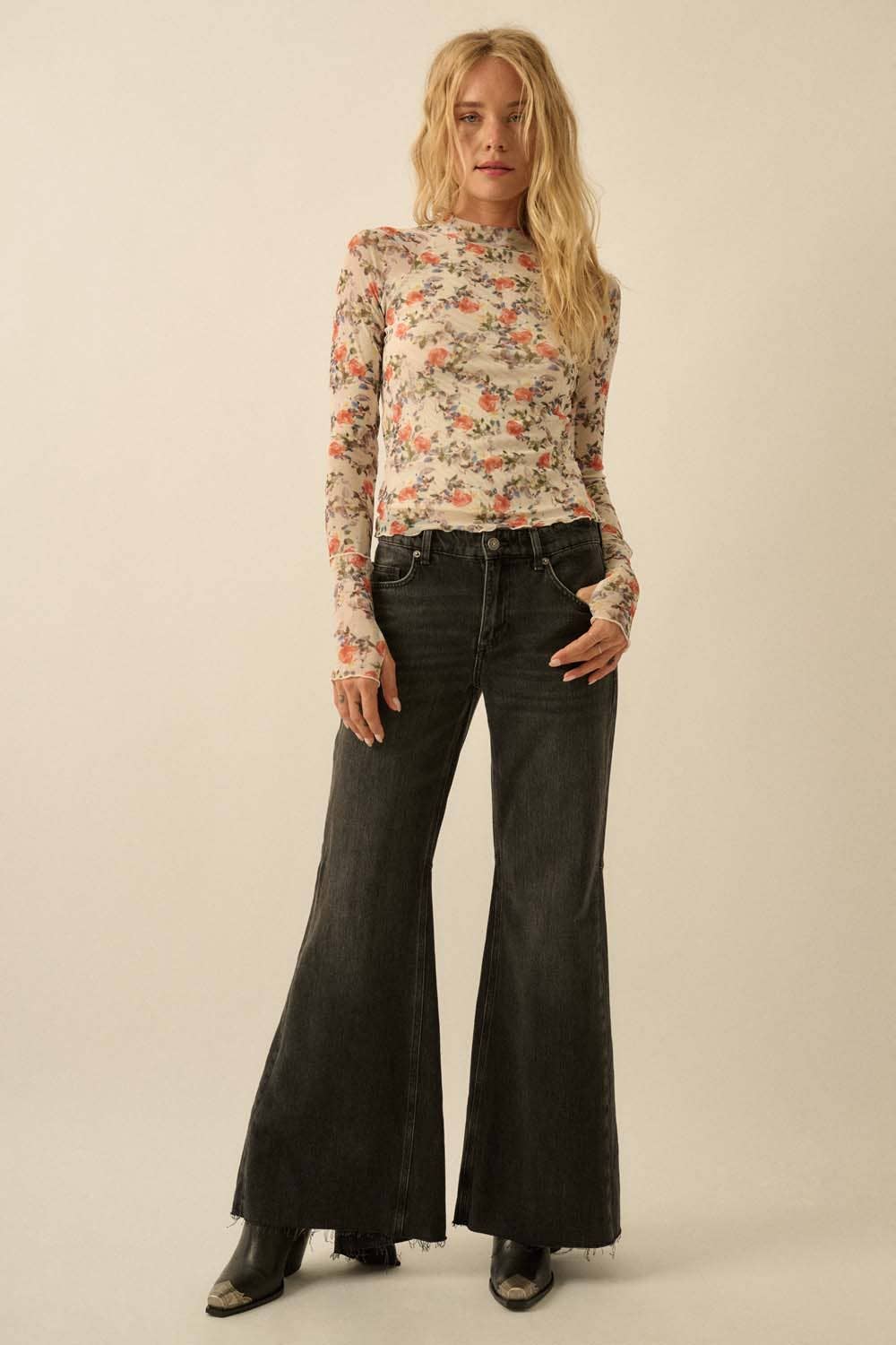 Floral Mesh Mock-Neck Thumbhole Raglan Top