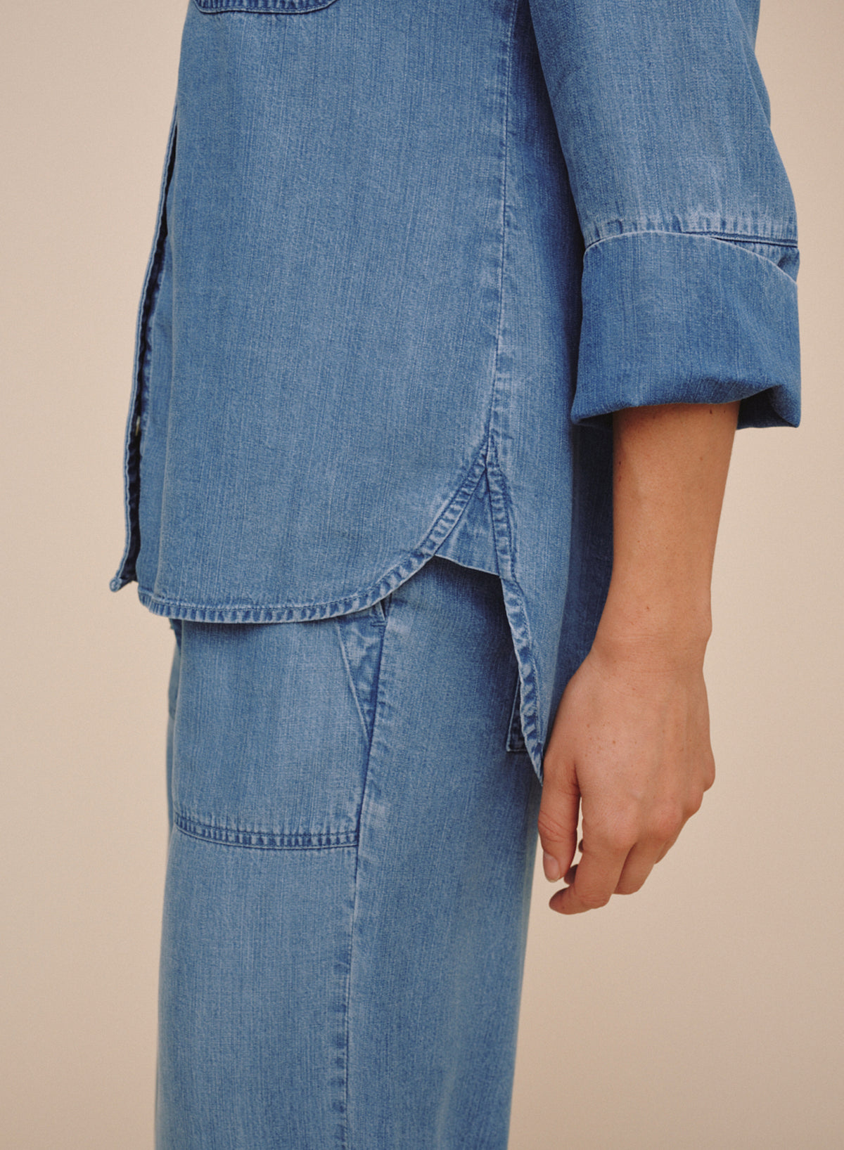 Bella Dahl Denim Shirt Tail Button Down