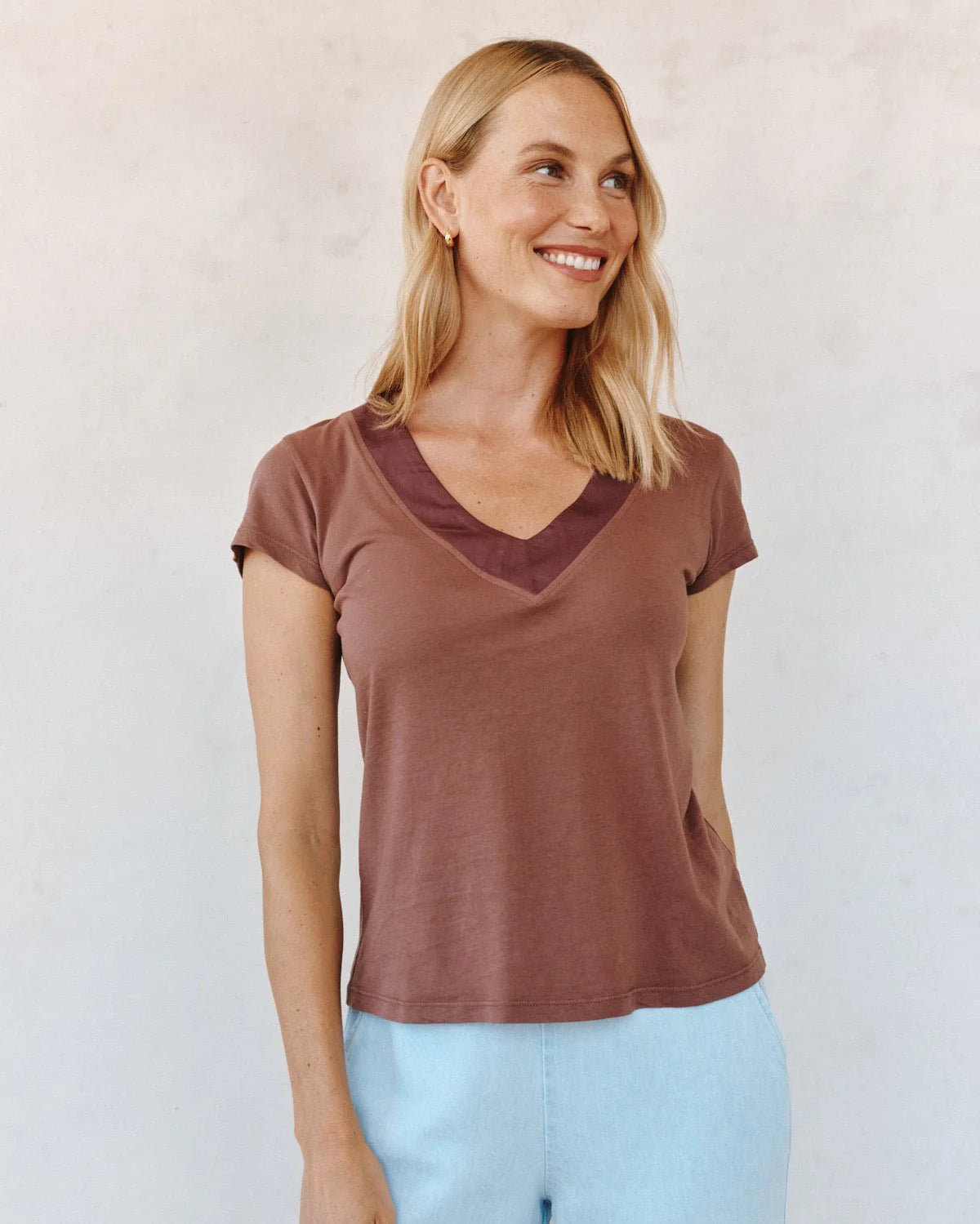 Bella Dahl Mixed V Neck Tee