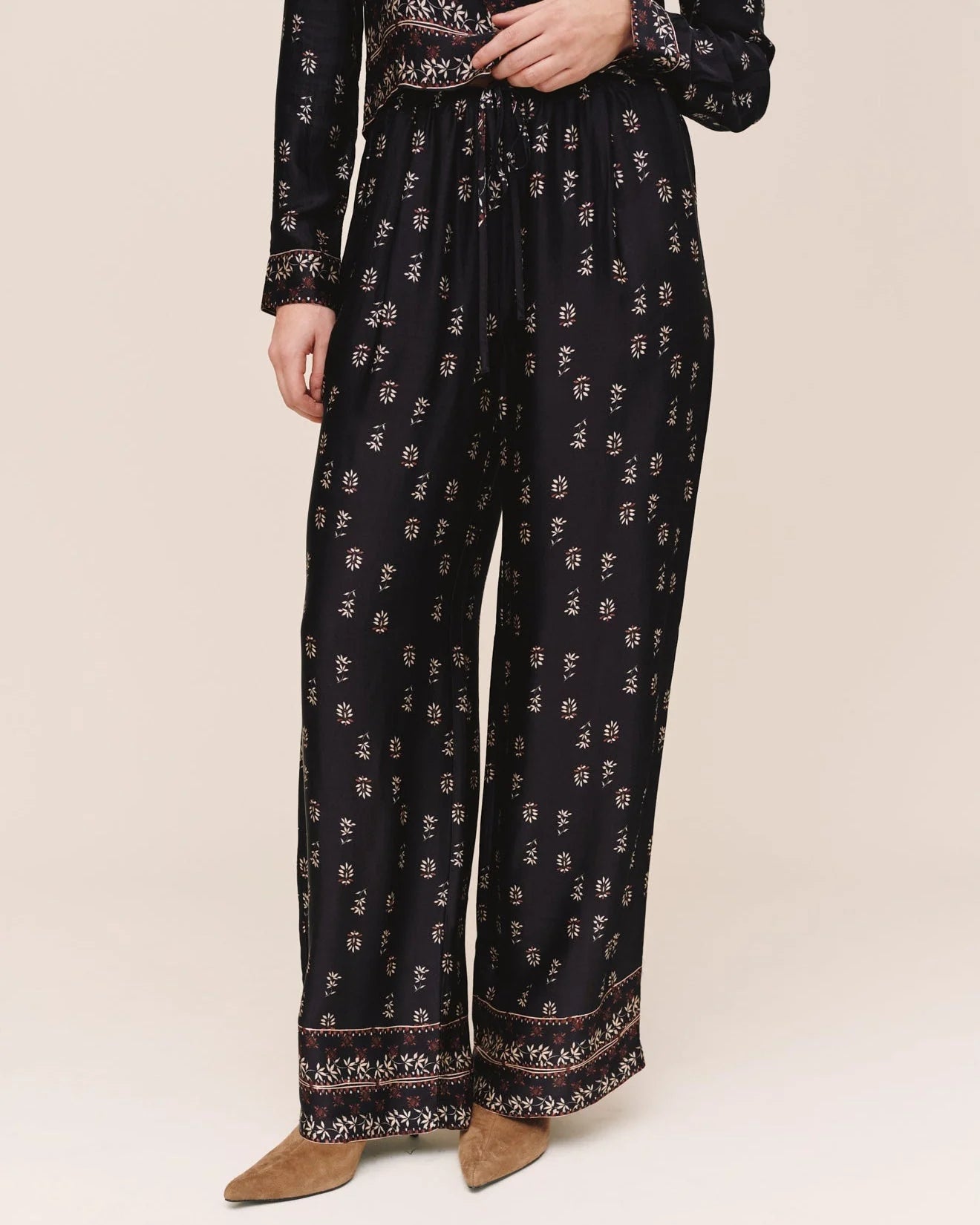 Bella Dahl Single Pleat Wide Leg Border Pant